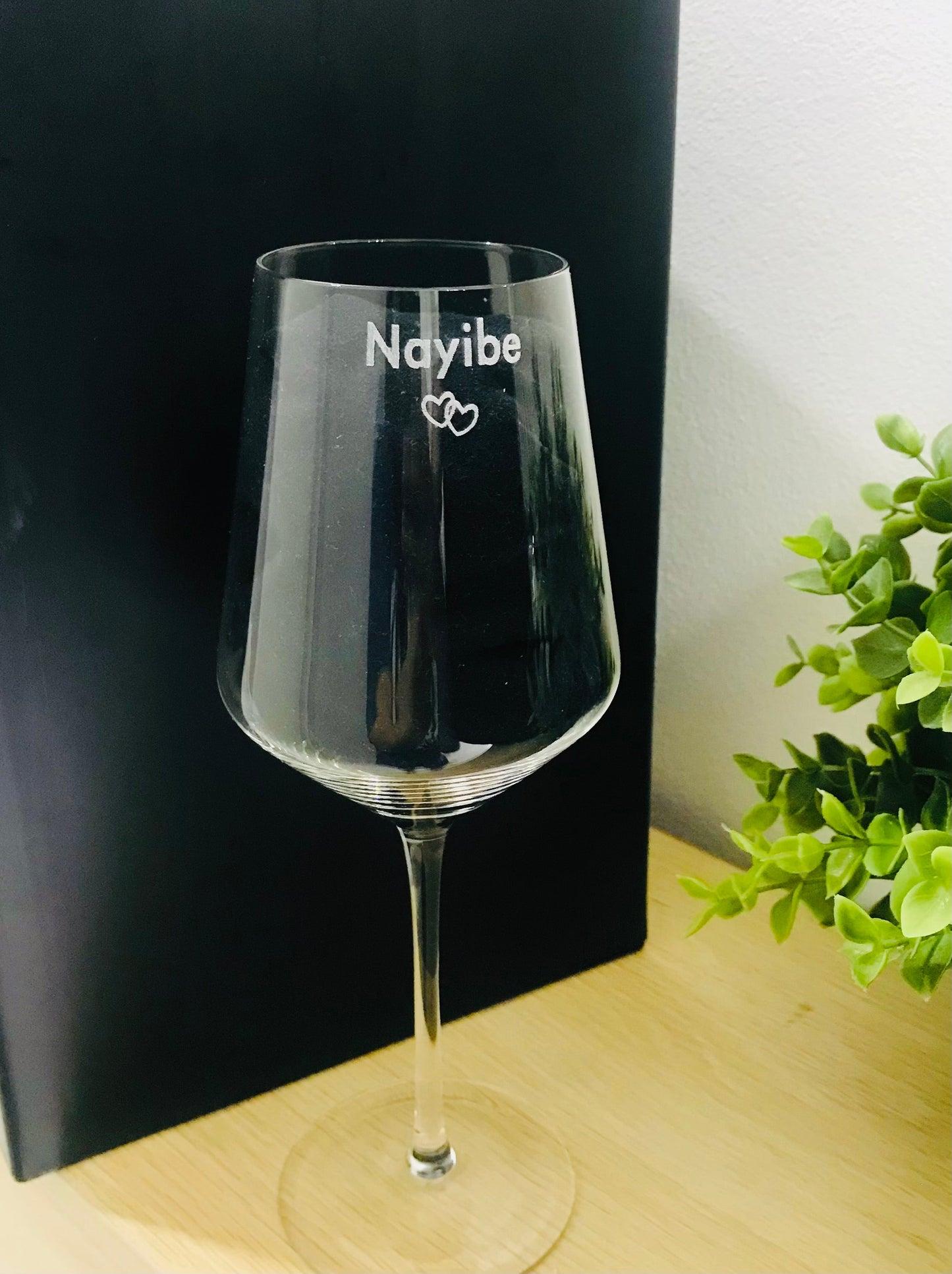 Engraved Wine glass - Go Personalised