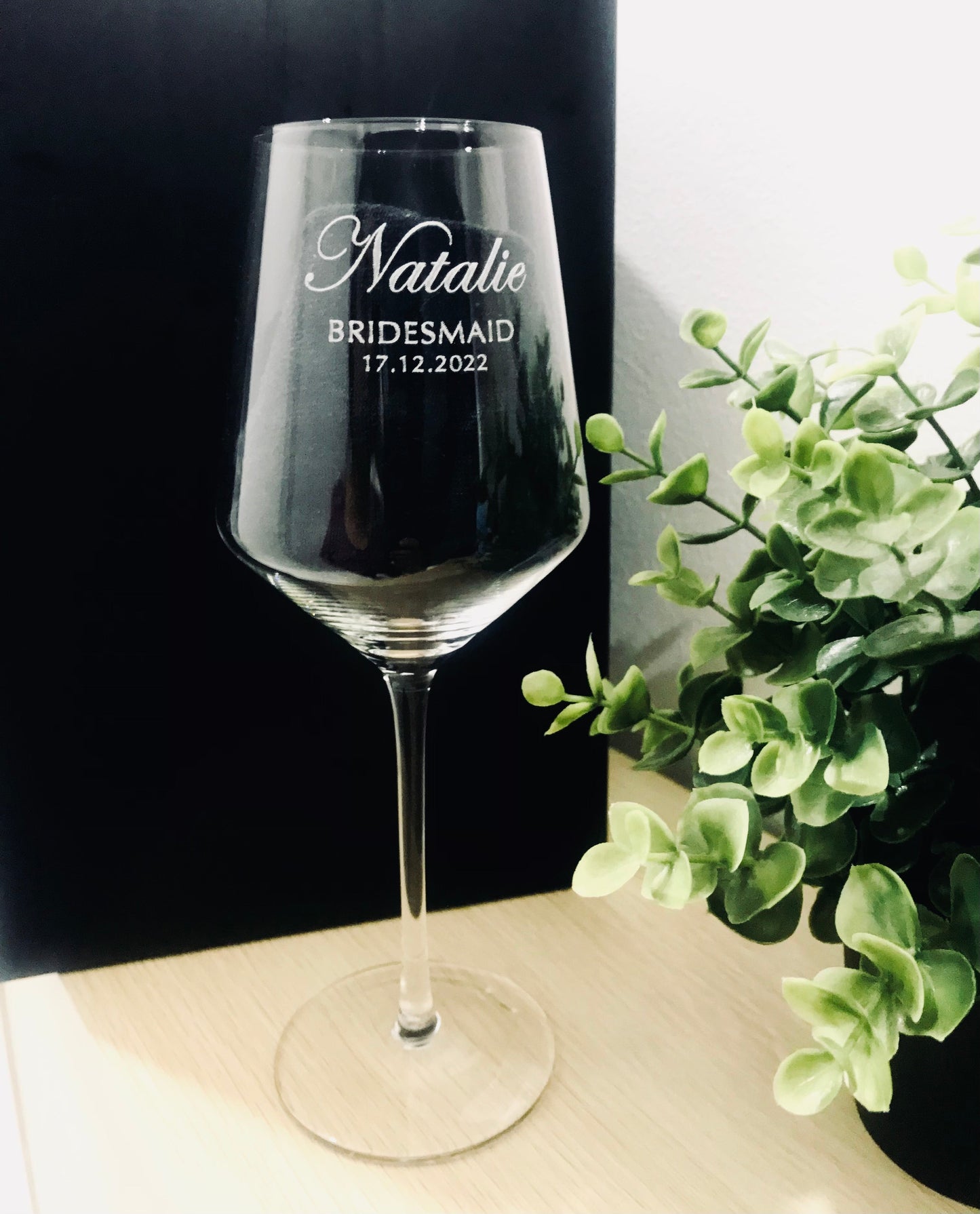 Personalised Engraved wine Glasses - Go Personalised