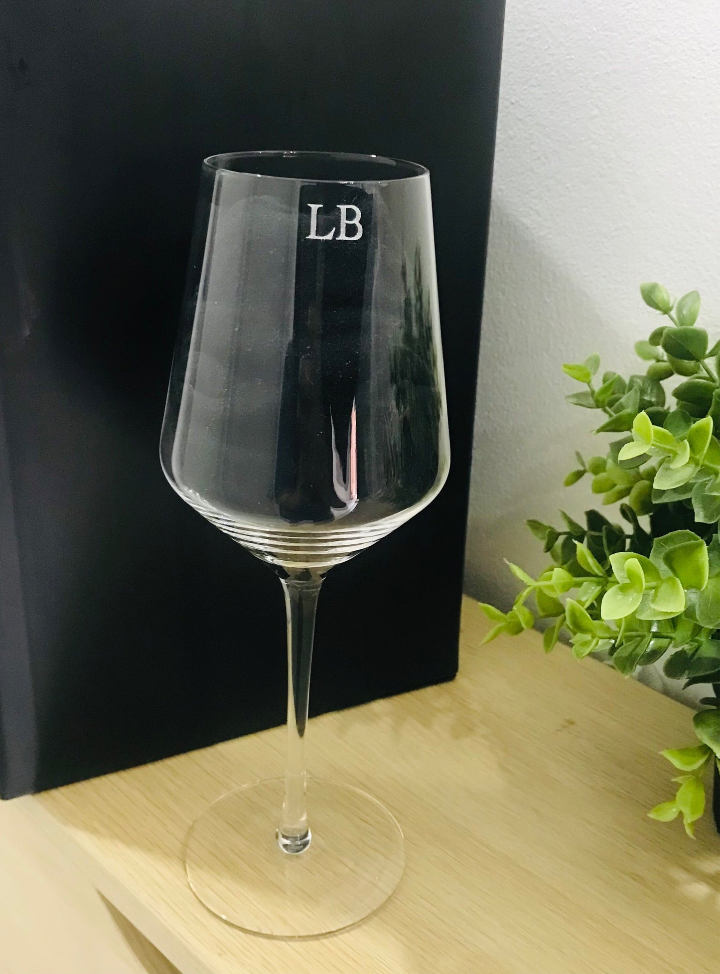 Engraved Wine glass - Go Personalised