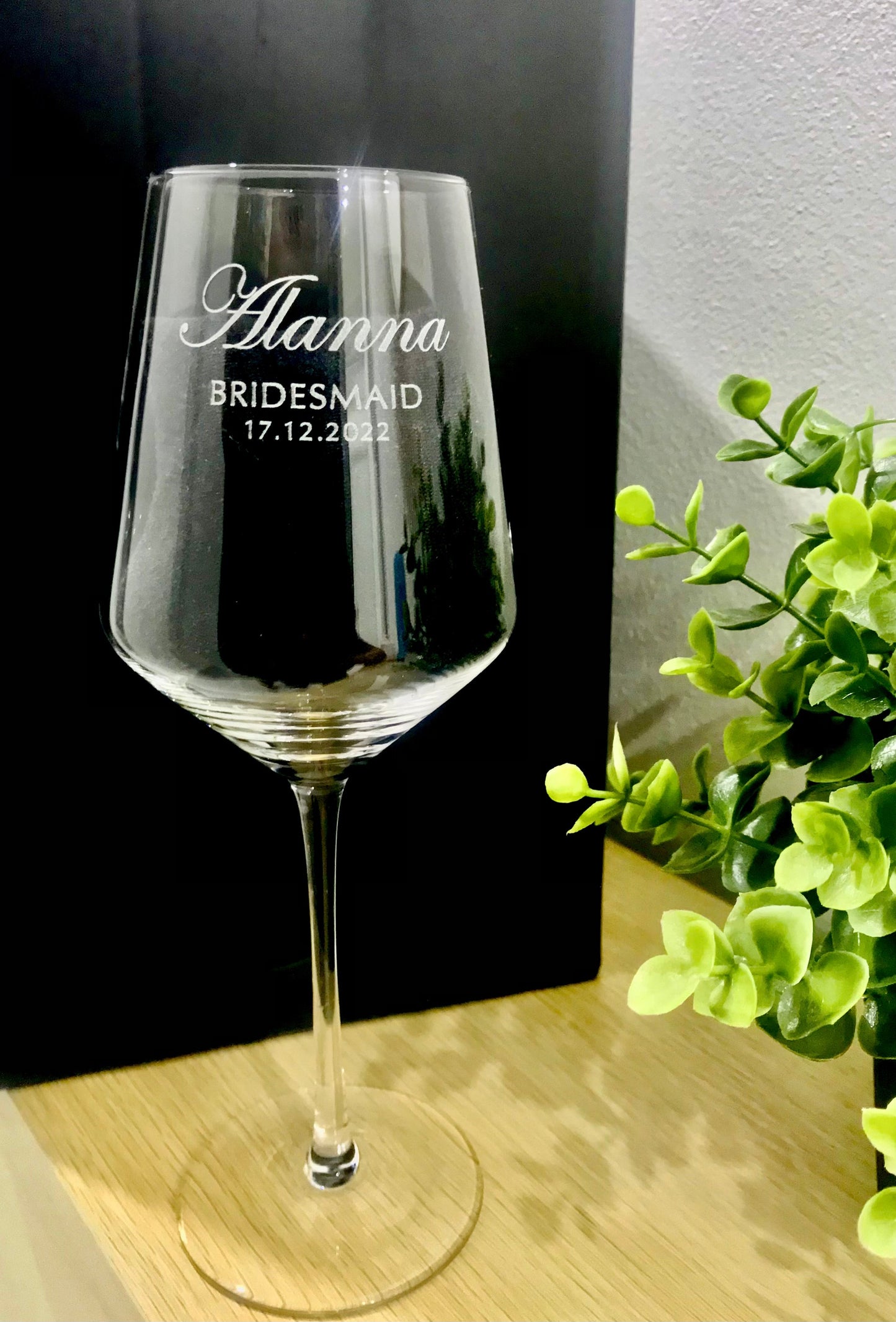 Personalised Engraved wine Glasses - Go Personalised