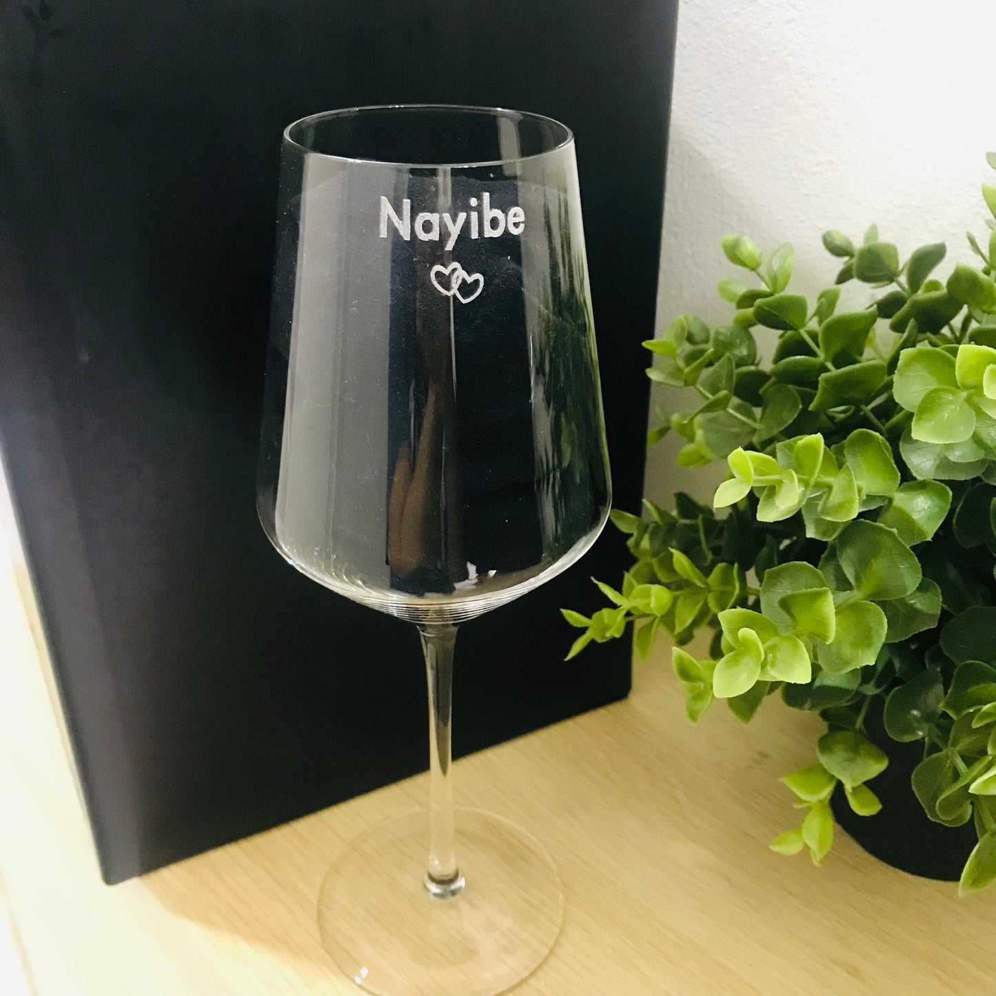 Engraved Wine glass - Go Personalised