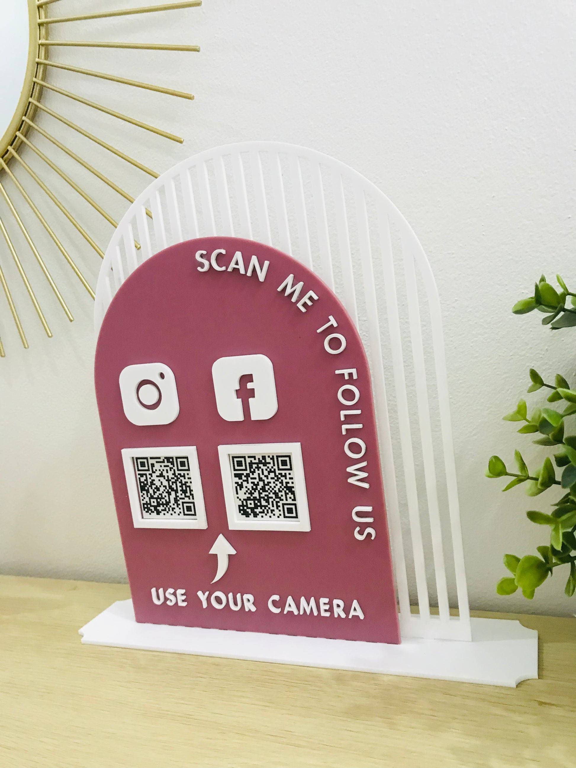 QR Code Stand - Go Personalised