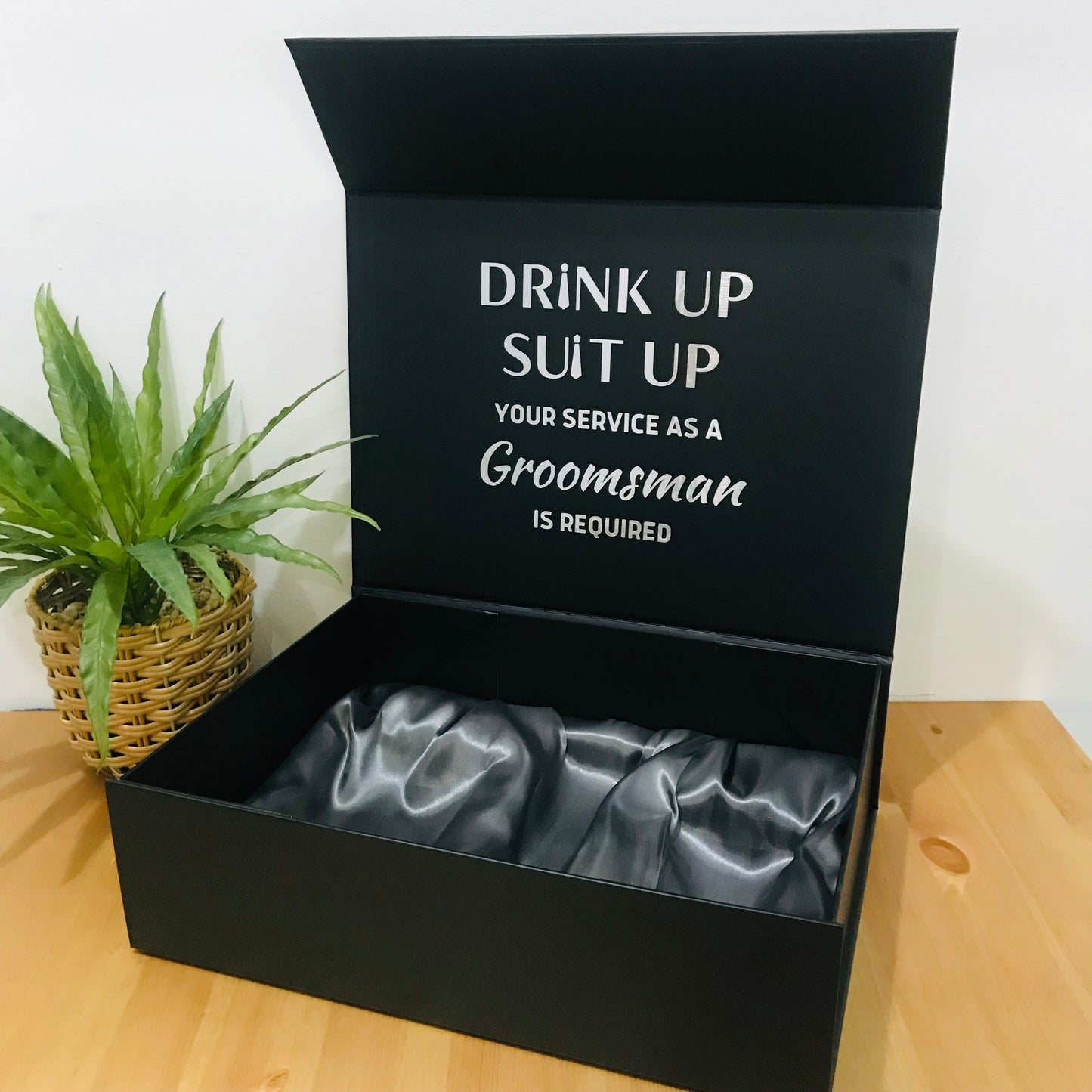 Personalised groomsman Magnetic Gift Box With lining - Go Personalised