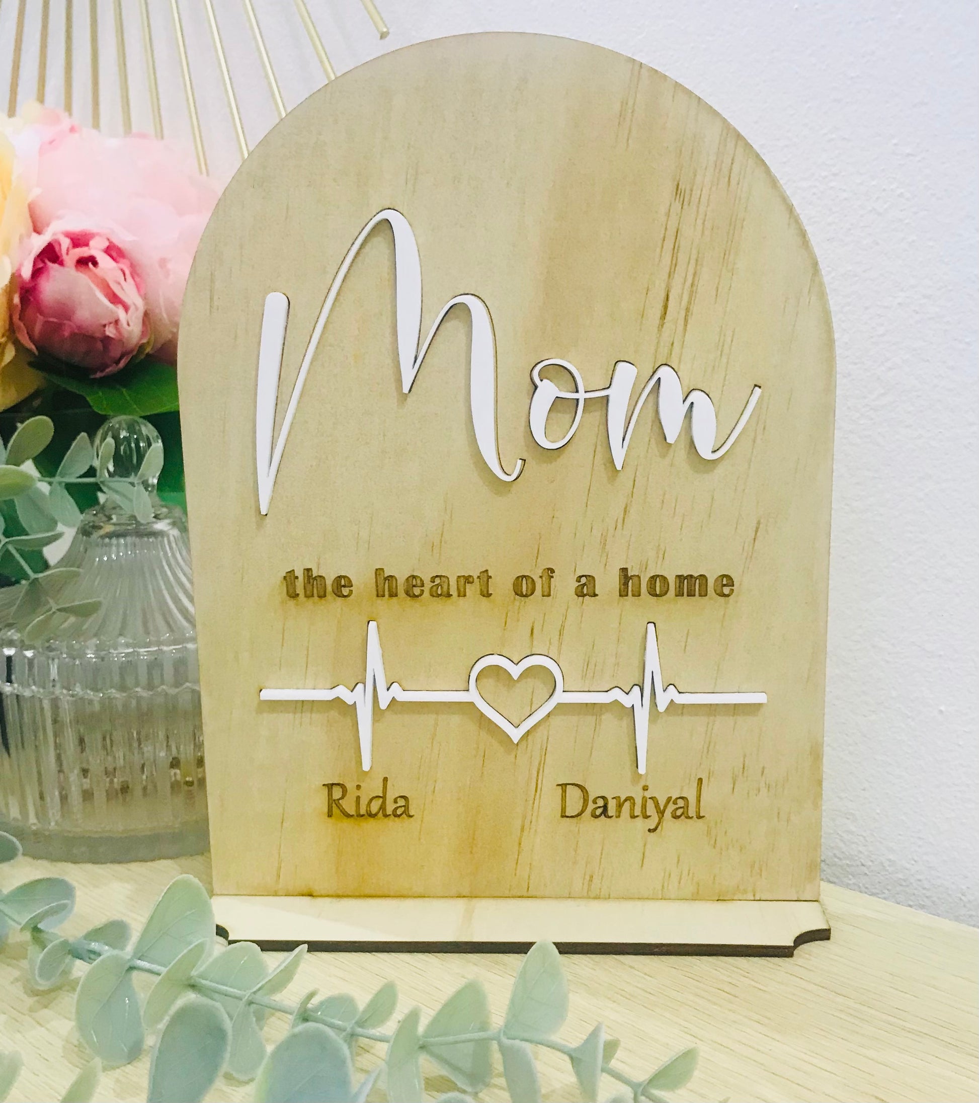 Personalised Mom plaque - Go Personalised